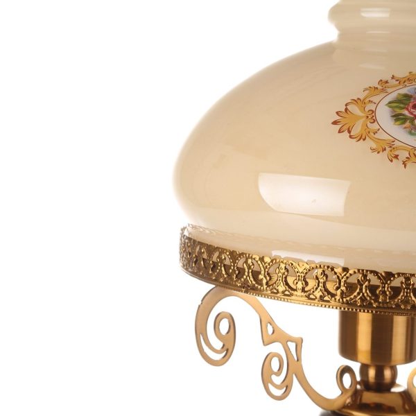 آباژور کنار سالنی