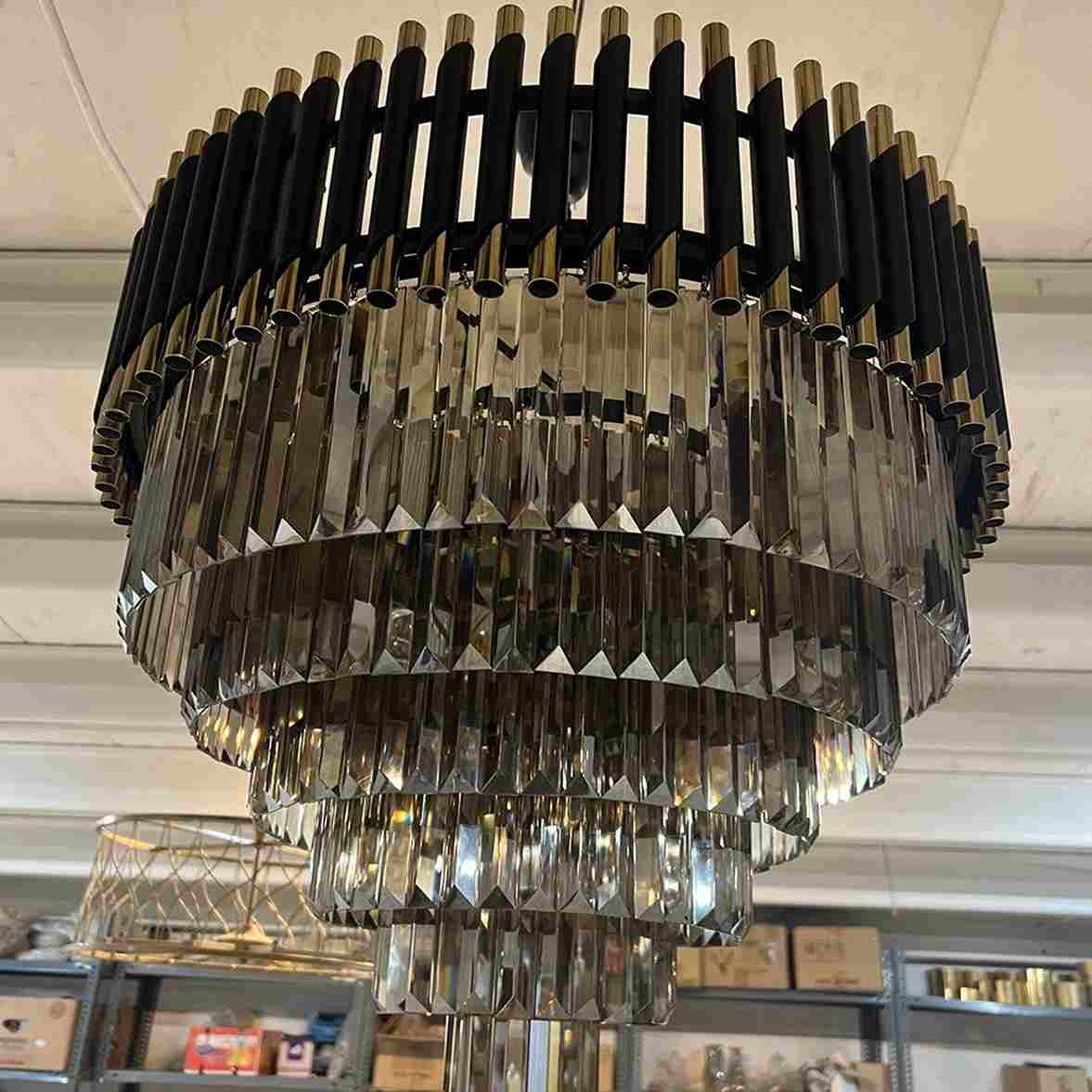 لوستر مدرن کریستالی کد 437 لوستر مدرن کریستالی کد 437